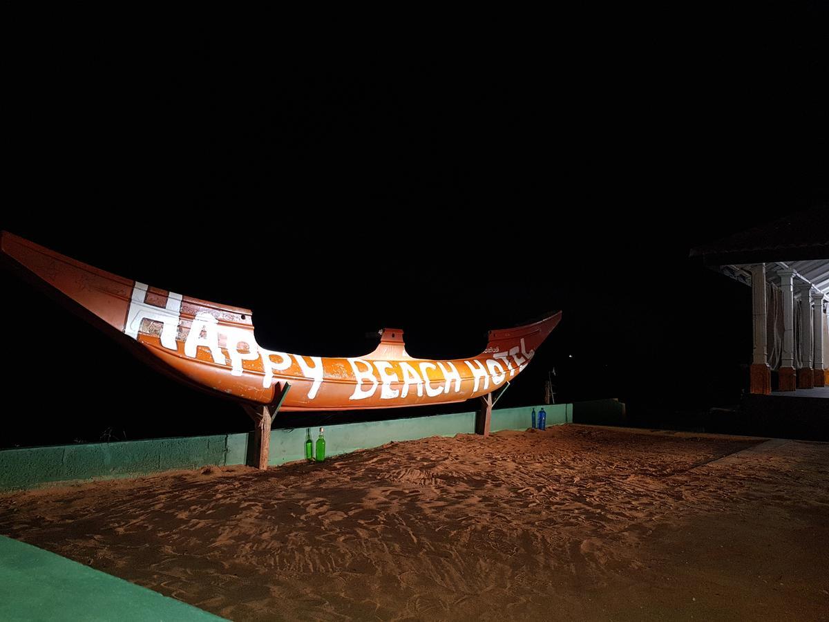 Happy Beach Cabana Hambantota Bagian luar foto